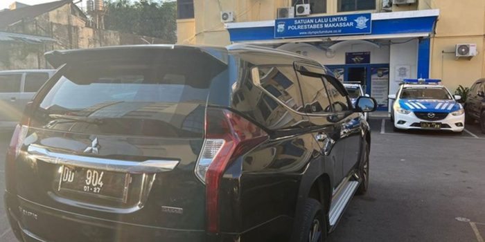 Pengemudi Pajero Sport Ugal-ugalan