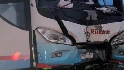 Kecelakaan tunggal bus di Tanjakan Selangor Puncak Bogor (Sumber: inews.id)