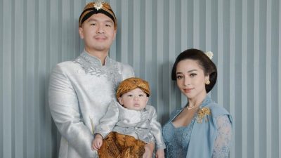 Potret Keluarga kecil Nikita Willy