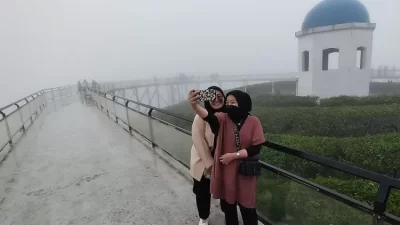 Nimo Highland Wisata Jembatan Kaca Terdekat Dari Bogor