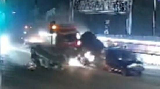 Viral Kecelakaan Maut di Exit Tol Bawen Semarang, Tiga Orang Tewas