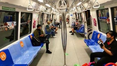 MRT Jakarta coldplay