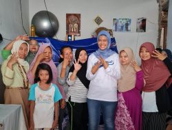 Naviri Priliarahma Ngaliwet Bareng Warga Ciwaringin Bogor