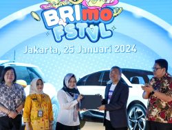 Transaksi Pakai BRImo, 15 Nasabah Ini Menangkan Mobil Listrik
