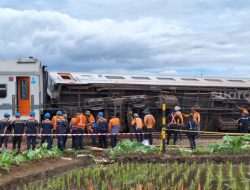 Kecelakaan Kereta di Cicalengka Bandung Tewaskan 4 Orang