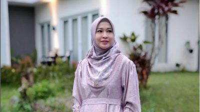 Resmi Bercerai, Okie Agustina Diminta Tinggalkan Rumah
